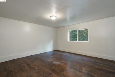 This five-unit multifamily investment opportunity is located in - photo 19