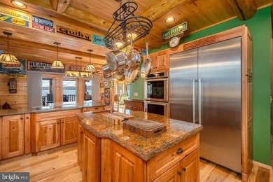 Stunning lakefront log home offering the perfect blend of rustic - photo 20