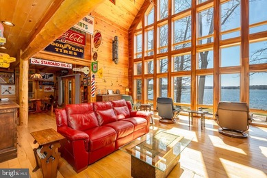 Stunning lakefront log home offering the perfect blend of rustic - photo 27
