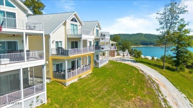Norris Lake Townhome/Townhouse For Sale in Lafollette Tennessee