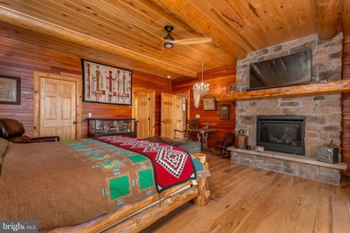 Stunning lakefront log home offering the perfect blend of rustic - photo 35
