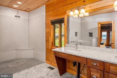 Stunning lakefront log home offering the perfect blend of rustic - photo 38
