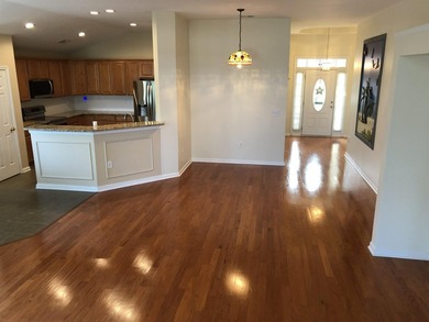 Beautifully updated & well maintained 3-bdrm, 2-bath home on a - photo 5