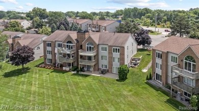 Lake Condo Sale Pending in Waterford, Michigan