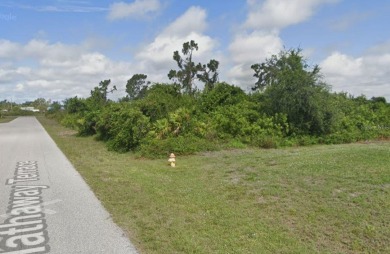 Port Charlotte Waterway Lakes Area Lot For Sale in Port Charlotte Florida