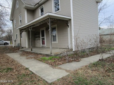 Bank Foreclosure. Sold as is where is! 3 Unit needs extensive - photo 5
