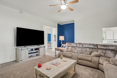 Welcome home to this charming 3-bedroom, 2-bathroom property - photo 7