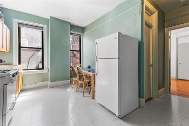 Charm, Convenience, and Community can all be found at 880 W - photo 6