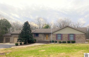 Kentucky Lake Home For Sale in Benton Kentucky