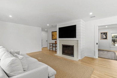 Escape to easy, turnkey North Haven living - quiet streets - photo 12