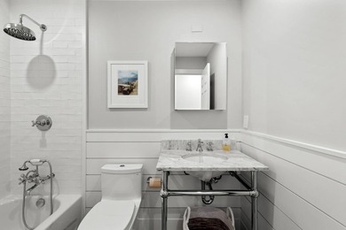 Escape to easy, turnkey North Haven living - quiet streets - photo 19