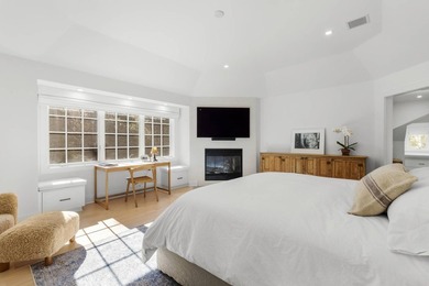 Escape to easy, turnkey North Haven living - quiet streets - photo 20
