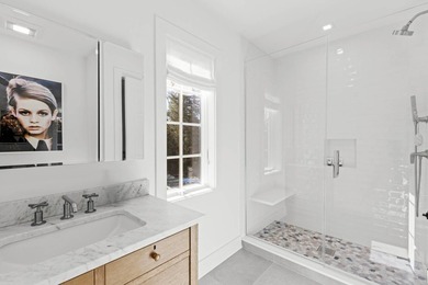 Escape to easy, turnkey North Haven living - quiet streets - photo 26