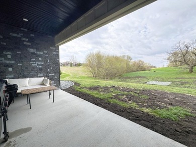 The search ends here. Built in 2024, this nearly new 3 bedroom - photo 28