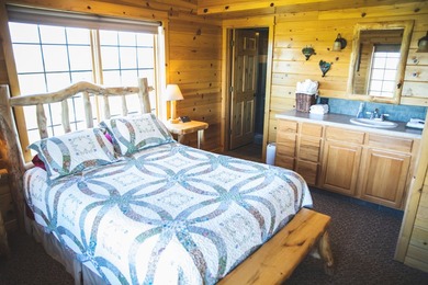 Welcome to the Snow Goose Lodge near Jamestown Wildlife Area and - photo 42