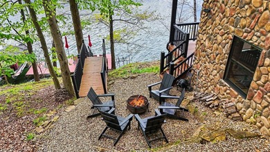 An exceptional opportunity to own a custom Jubach log cabin on - photo 10