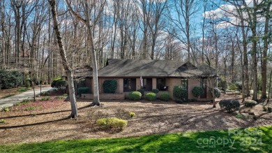 Lake Home For Sale in Lake Wylie, South Carolina