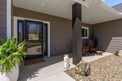 Discover main-level luxury in the sought-after Cragun's Legacy - photo 21