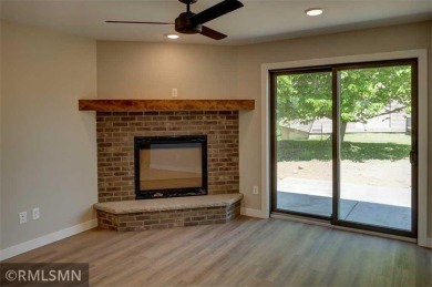 Conveniently located in Amery's highly sought after Pondhurst