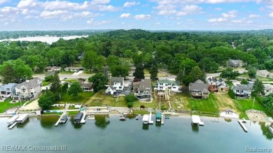 Williams Lake Home Sale Pending in Waterford Michigan