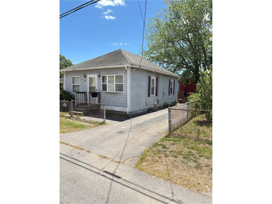 Oakland Beach Cottage with Open Floor Plan, Two Bedroom, One - photo 1