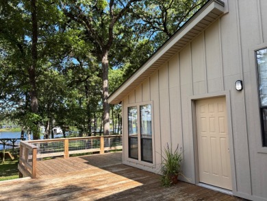 Welcome to the Lake! - Lake Home For Sale in Chandler, Texas