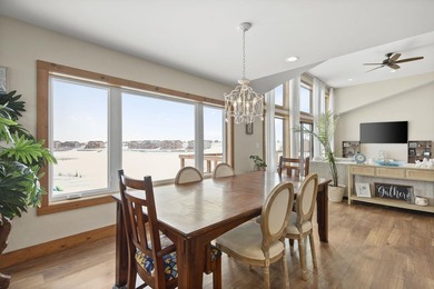 Custom-Built Lake Home on Island Lake in the Copper Point - photo 10