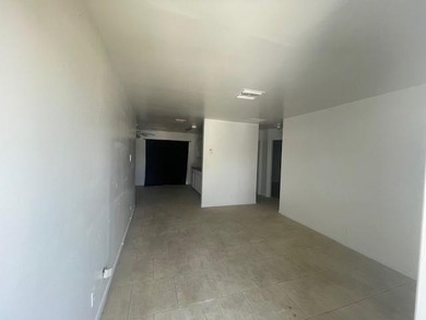 Welcome to this charming 2-bedroom, 1-bath single-family home - photo 18