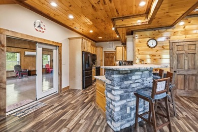 Main Channel. Walk to the Water. Fully Furnished. Walk to the - photo 7
