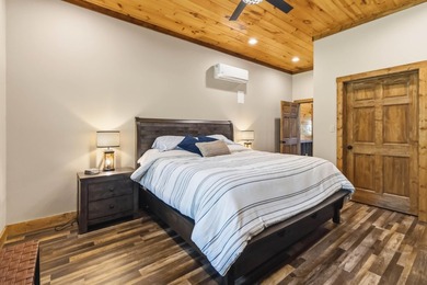 Main Channel. Walk to the Water. Fully Furnished. Walk to the - photo 8