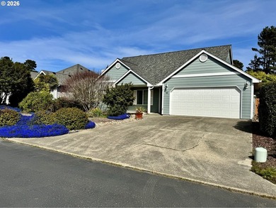 This incredibly well maintained 3-bedroom, 2-bath home offers 1 - photo 1
