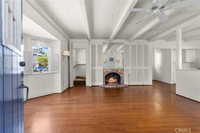Balboa Island duplex with desirable large configuration units - photo 4