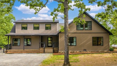 Greers Ferry Lake Home For Sale in Higden Arkansas