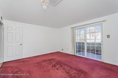 Well-maintained, over 2,000 sq ft detached two-family home - photo 20