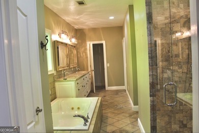 Located in The Cloisters, this 5 bedroom, 3.5 bath home is - photo 23