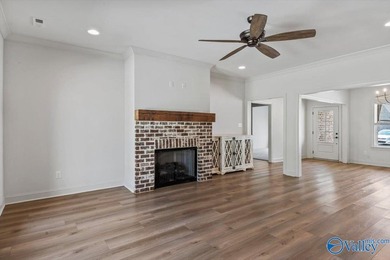 Located on the golf course in Cherokee Ridge, this move-in ready - photo 10