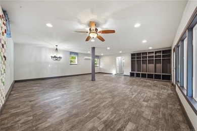 Amazing Property that offers everything you could want in - photo 4