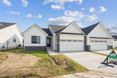 Saylorville Lake Townhome/Townhouse For Sale in Ankeny Iowa