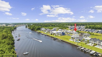 Love being near the water? This stunning two-story, 4-bedroom, 3 - photo 2