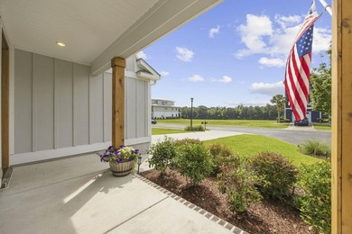 Love being near the water? This stunning two-story, 4-bedroom, 3 - photo 3
