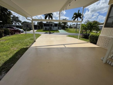 BEAUTIFUL HOME, WELL MAINTAINED, WITH 2 BEDROOMS, 2 BATHS - photo 6