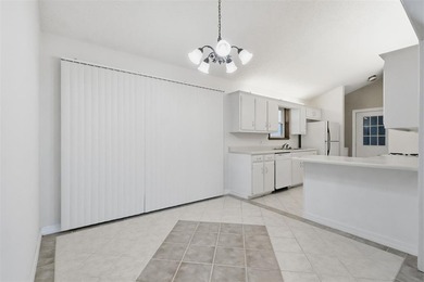Welcome to tranquil waterfront living in the highly sought-after - photo 12