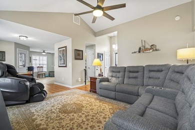 Situated in the vibrant heart of Myrtle Beach in Highland Ridge - photo 2