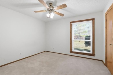 Welcome to tranquil waterfront living in the highly sought-after - photo 22