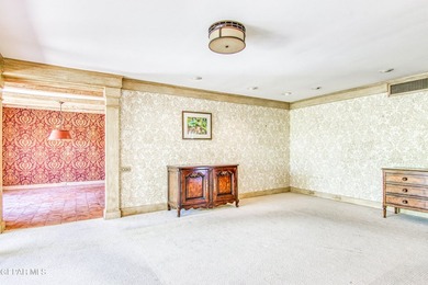Tranquil and iconic property, built at the inception of the - photo 23