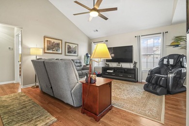 Situated in the vibrant heart of Myrtle Beach in Highland Ridge - photo 4