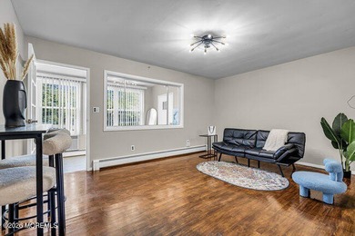 Enjoy relaxed, maintenance-free living at Cedar Glen Homes, a - photo 7