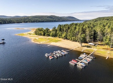 Cozy Adirondack ranch with Lake access, through Day Private - photo 3