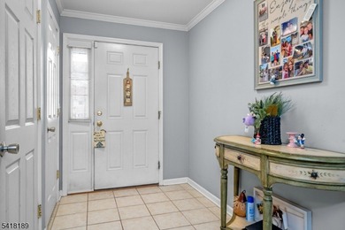 Beautiful first-floor condo located in the highly sought-after - photo 4