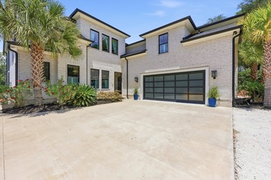 Experience exceptional waterfront living at 547 Bannockburn Road - photo 2
